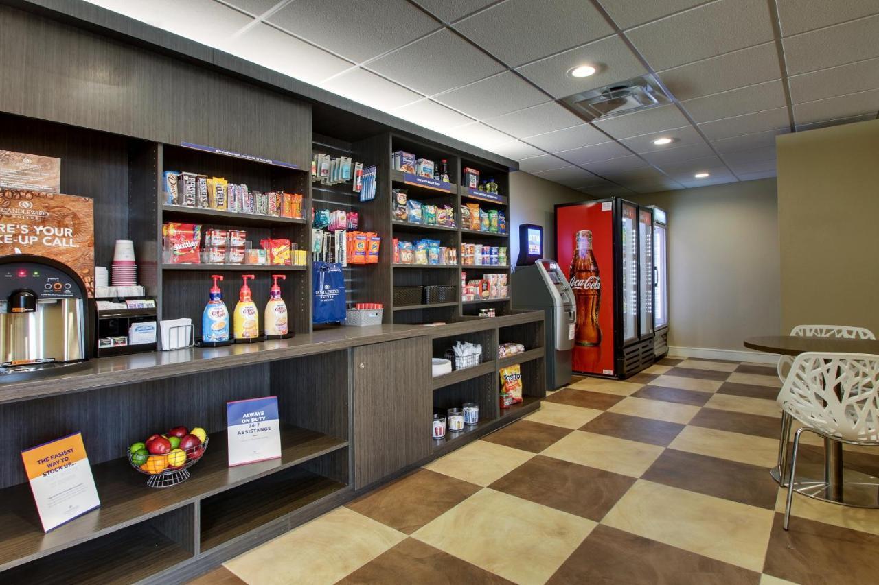 Candlewood Suites - Wichita East By Ihg Exterior photo